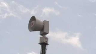 preview picture of video 'Garden City, MI Federal Signal 2001-130 Tornado Siren Test July 11th, 2009'