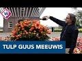 Guus Meeuwis doopt een tulp in Keukenhof - OMROEP WEST