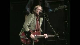 Crawling Back To You - Tom Petty &amp; HBs, live at Jones Beach 2005 (video!)