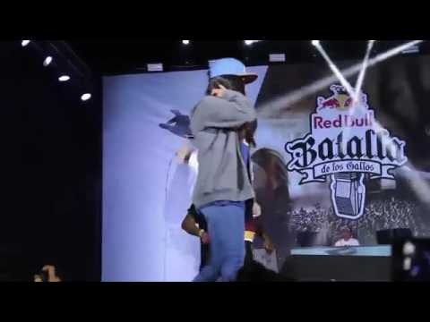 Klibre vs Zakia   Octavos   Red Bull Batalla de Los Gallos Perú 2016