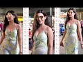 कुछ दिखा क्या Amayra Dastur Flaunts Her Huge Cleavage As She Spotted At Airpor