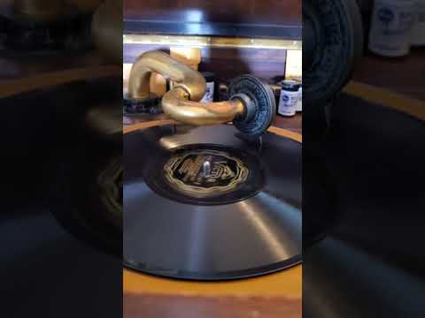 I'll Close My Eyes to The Rest of The World waltz - (vocal Male Trio) All Star Orchestra