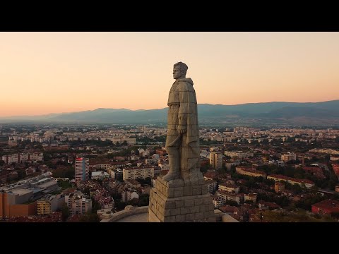 Sunrise in Plovdiv from Alyosha Monument