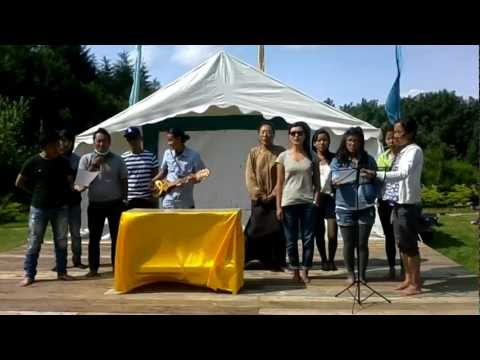 Paris Doekar Practising Nyamshay OM MANI PEDMI HUN