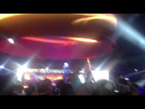 Ferry Corsten vs Fat Boy Slim Praise You @ Electric Zoo 2013