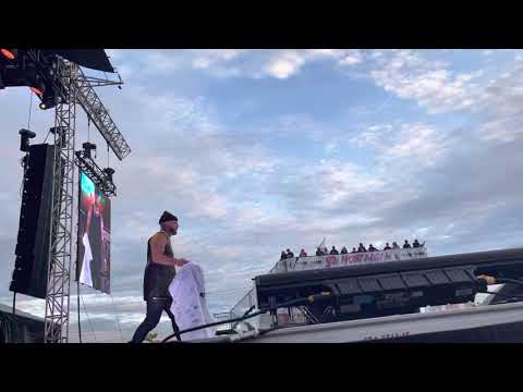 KARL WOLF - Amateur At Love