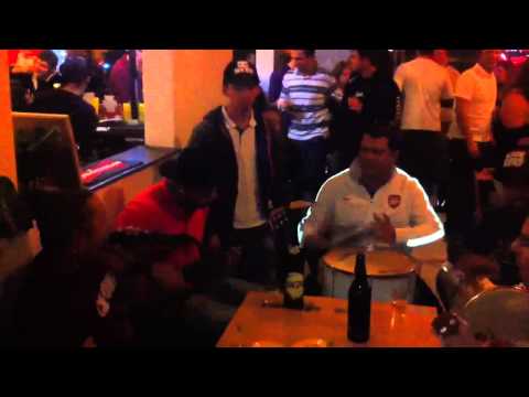 Roda de samba Amigos do Tatu