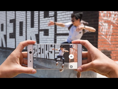 Sony Xperia XA Ultra, Quick Launch goes from standby to capture in less than a second.