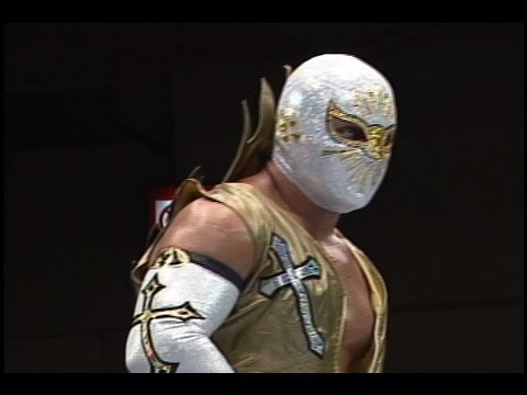 NJPW GREATEST MOMENTS MISTICOvsAVERNO