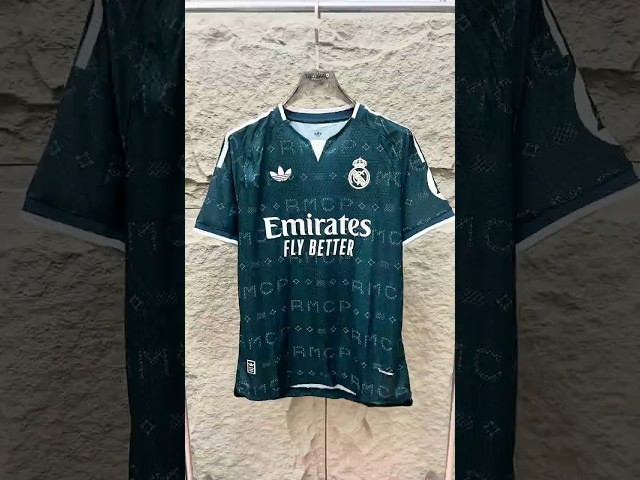 Vídeo relacionado con Real Madrid - Conjunto Primera Equipación Temporada 26/27, Blanco, Niños 14 Años - Réplica con Licencia Oficial