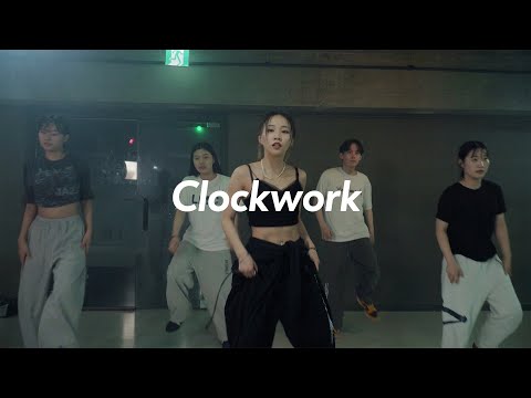 Stefflon Don & Spice - Clockwork / Solar Choreography