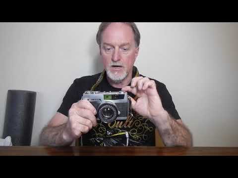 52 Cameras: # 151 — Petri 7