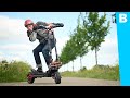 Deze elektrische step kan 120 km/u!