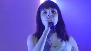 Chvrches - Afterglow (HD) @ Columbiahalle Berlin 06.04.16