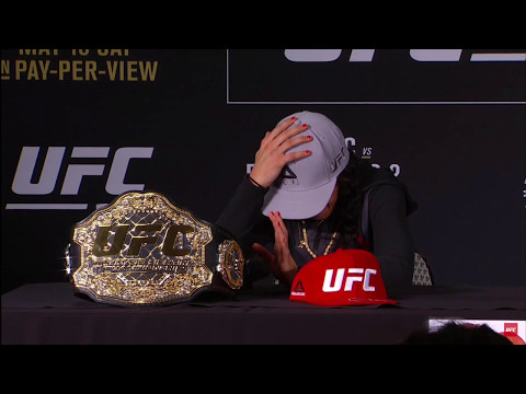 Helwani makes Joanna Jedrzejczyk cry and storm out of UFC post-fight press conference