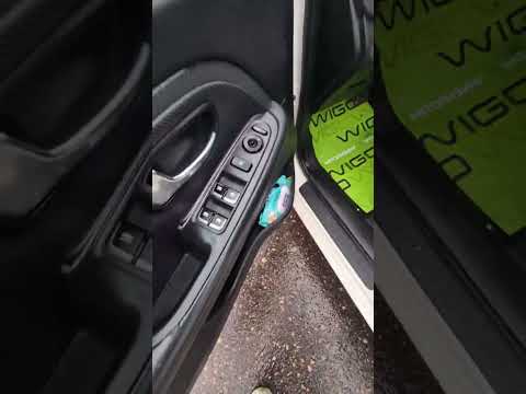 фото kia carens iii (rp) 0