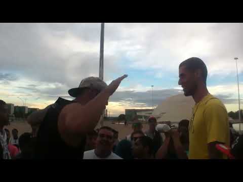 Mocotó vs Dejah Batalha do Museu (R.I.P canal meleca videos 🕊️)