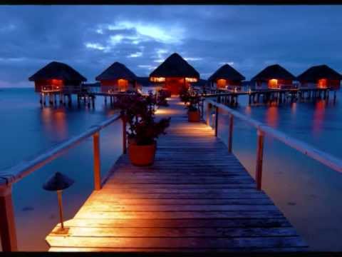 Toshifumi Hinata 日向敏文 Boardwalk