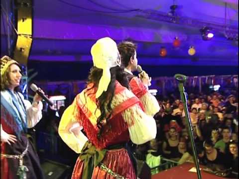 DOMEN KUMER z ansamblom (LIVE - V ŽIVO) - Mi ga spet žingamo