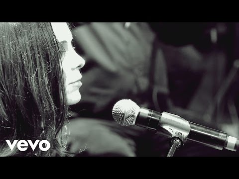 Laura Léda - J'ai mis les voiles (Clip officiel)