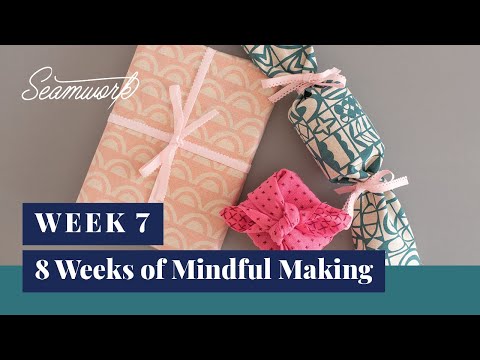 Easy Quick DIY Holiday Gifts: Fabric Gift Wrapping