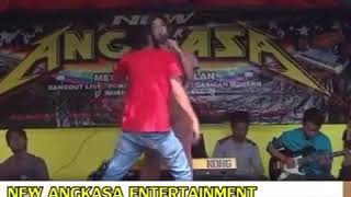 Download lagu Asik Joget Di labrak istri mp3