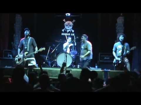 Mukeka di Rato - Quer Ir? Vai! / Zé é Mal (20/04/2013 Hangar 110)