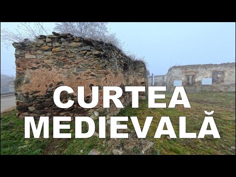 Curtea medievală din Râu de Mori, la poalele Retezatului