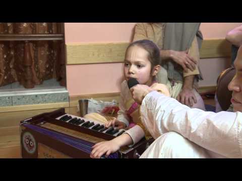 2011.01.09. Sunday Program - Childrens Kirtan - Riga, LATVIA