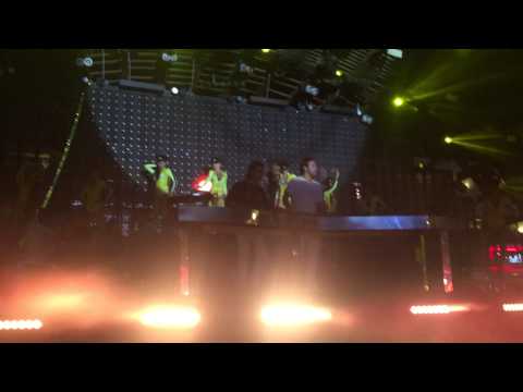 axwell ingrosso sun is shining ushuaia 2015 closing party