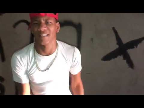 Bryan music doble careta vídeo official