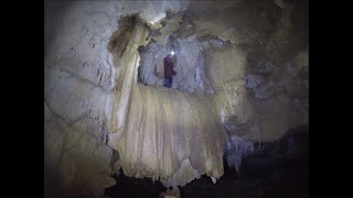 Commentary Cave Takaka-Nelson New Zealand