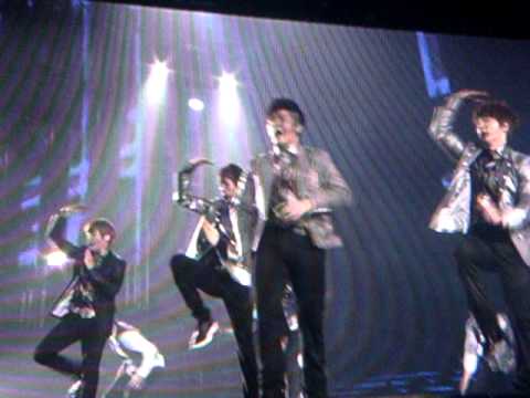 20120218 [fancam] SS4SG Twins (Knock Out)