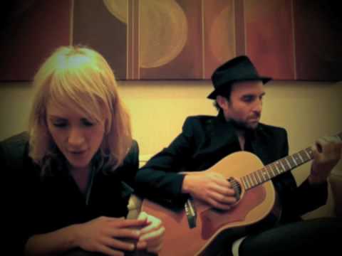 Metric - 'Gimme Sympathy'