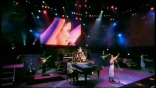 The Corrs - Closer (live)