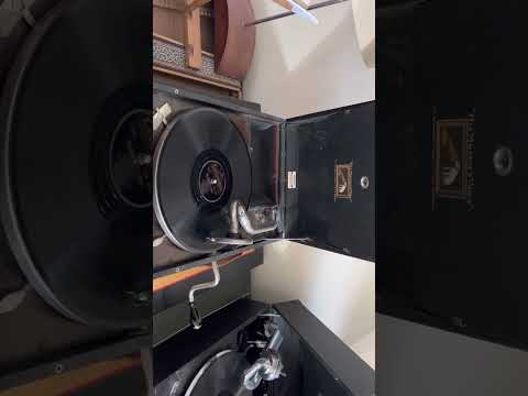 The Girl That I Marry - Frank Sinatra (1946)