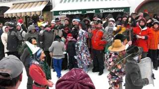 preview picture of video 'Unsinniger Donnerstag 2010 Mittenwald Part 03'