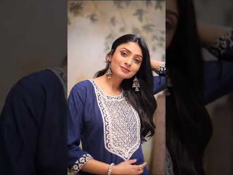Banwery Geeta Russian Silk Wholesale Kurti Catalog – product video thumbnail
