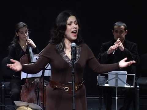 Anna Mayilyan .    Armenian traditional working song.