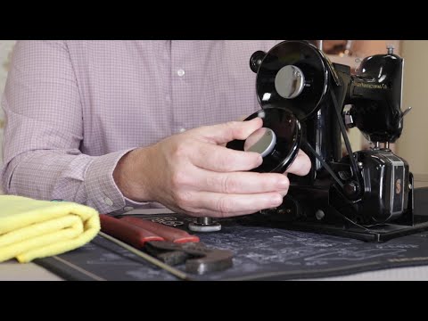 Singer Featherweight 221 222 Video Tutorial - Stop Motion Knob Stuck