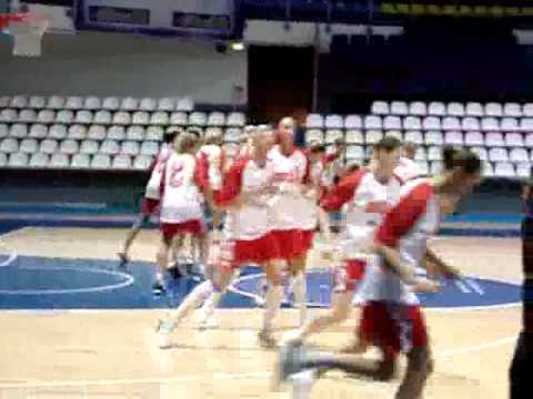 23 05 2009 Becky with Russian team