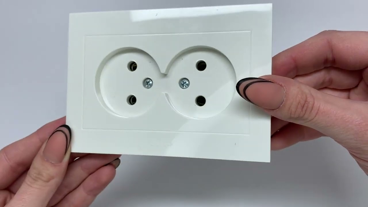 Розетка двухместная б/з OVIVO Grano белый (400-010300-908)