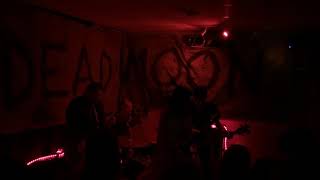 Übertøs - Parchment Farm (Dead Moon)