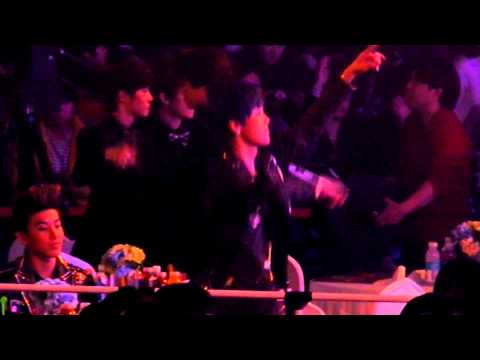 [FOCUS] Zelo (B.A.P) during Epik High's song @ Seoul Music Awards 130131