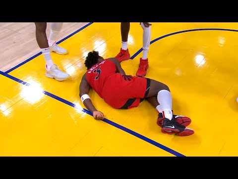 O.G.  Anunoby terribly injured his right shoulder after falling on it from a great height vs gsw