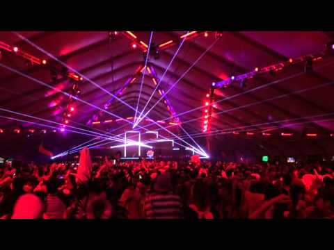 Ilan Bluestone OceanLab 43 Sky Falls Down Mashup Escape Psycho Circus 2015