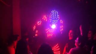 preview picture of video 'Robots en La Nueva Reserva Longchamps Viernes 29/06/2012 PARTE 2'