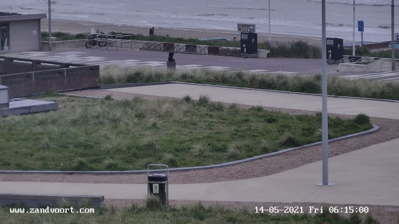 Live webcam view of North Sea Waves at Zandvoort Beach