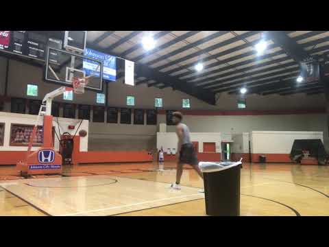 Kyle Ross-6’2 guard-C/O 22