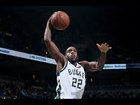 Khris Middleton Drops 28 Points vs Hornets | 12.22.17